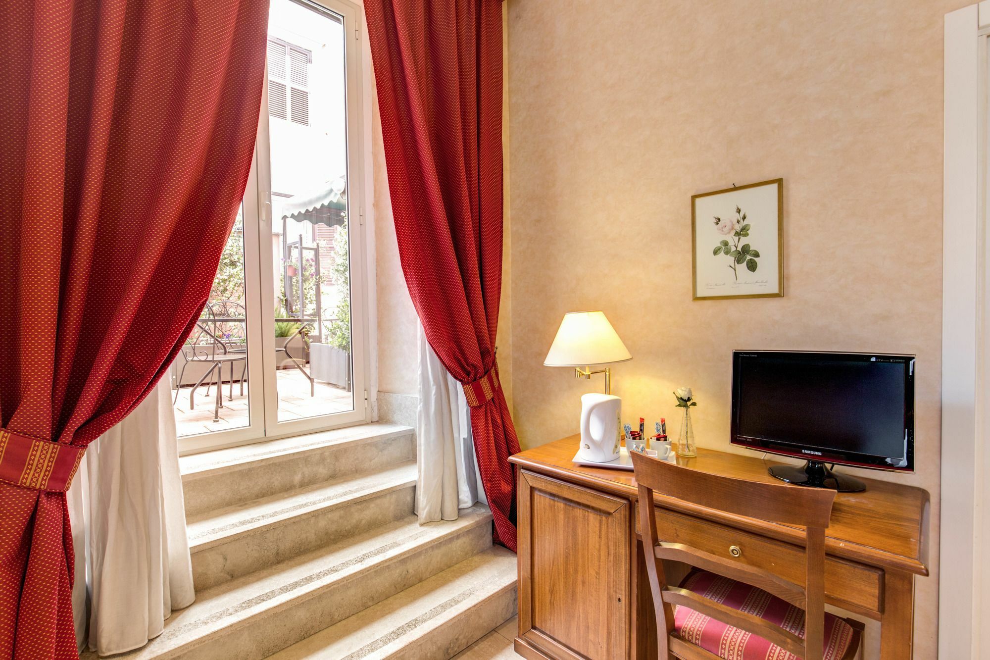 Wrh Suites Ρώμη Εξωτερικό φωτογραφία